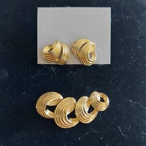 Vintage Avon Ribbon Curl Pin & Earrings